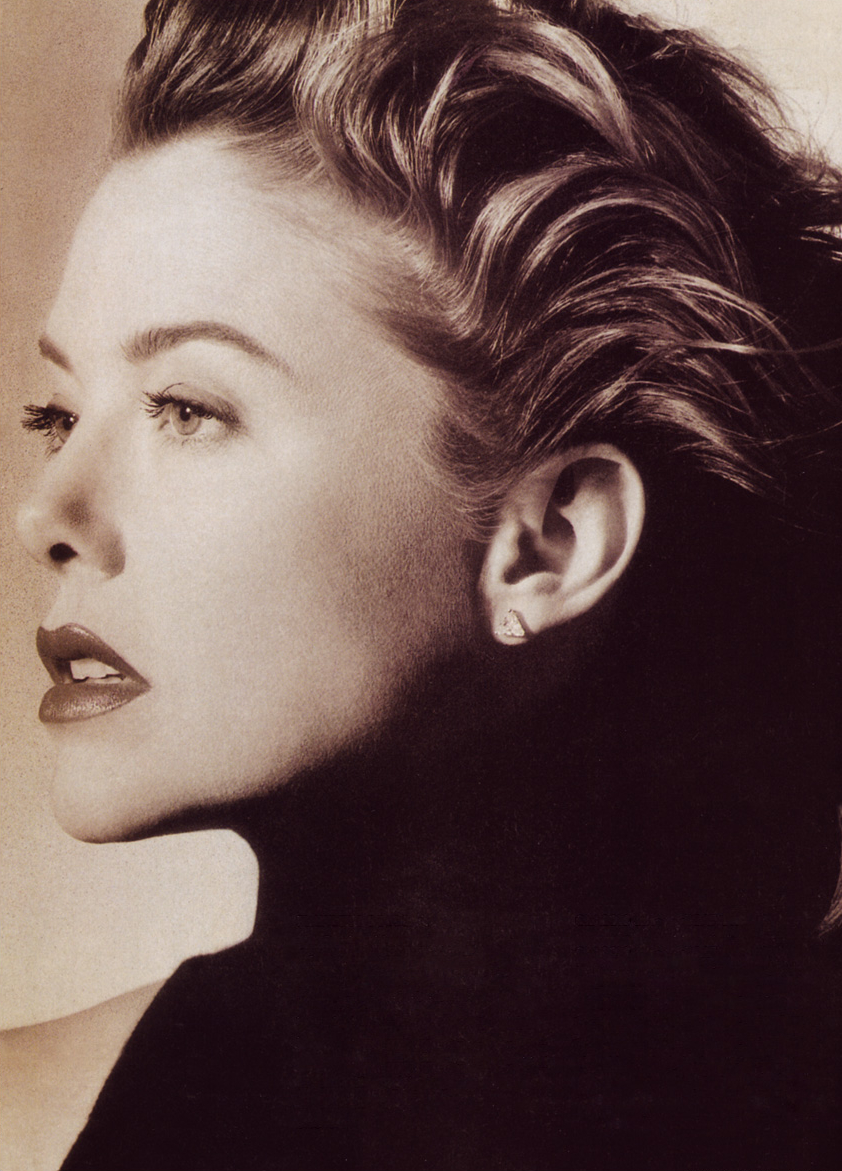  /p> p>1988年出演了个人首部电影《 a target="_blank" href="/item