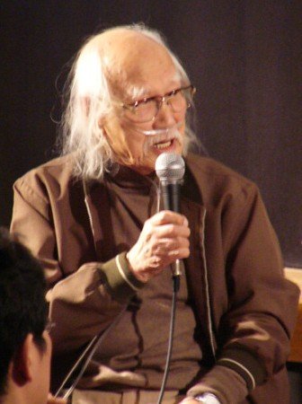  p>铃木清顺(1923年5月24日-2017年2月13日),本名铃木清太郎,1923年5