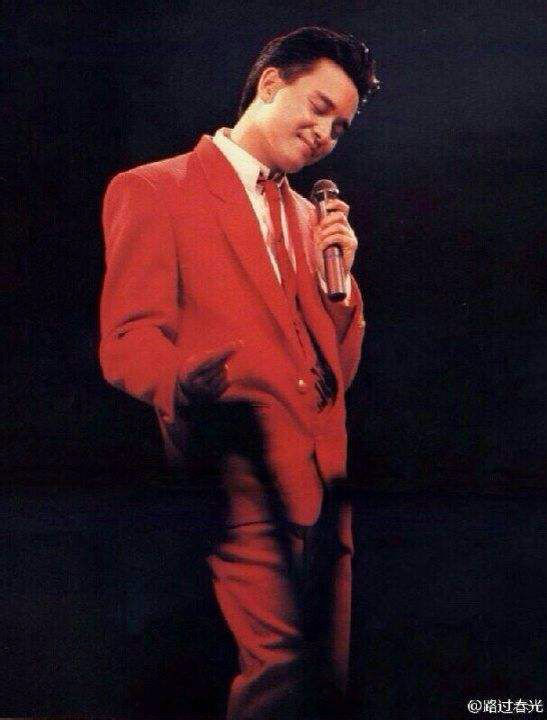  p>张国荣86浓情演唱会,是 a target="_blank" href="/item/张国荣