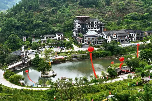  p data-id="gnbtcbywdv">2015年01月08日,广东天露山旅游度假区成功