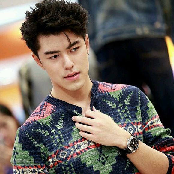 data-id="gnbhfshoqc">奈哈·西贡索邦(nine),1996年5月5日出生于泰国