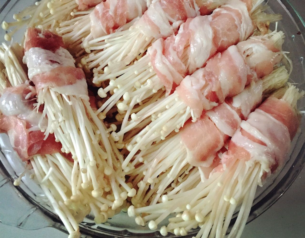 五花肉金针菇卷