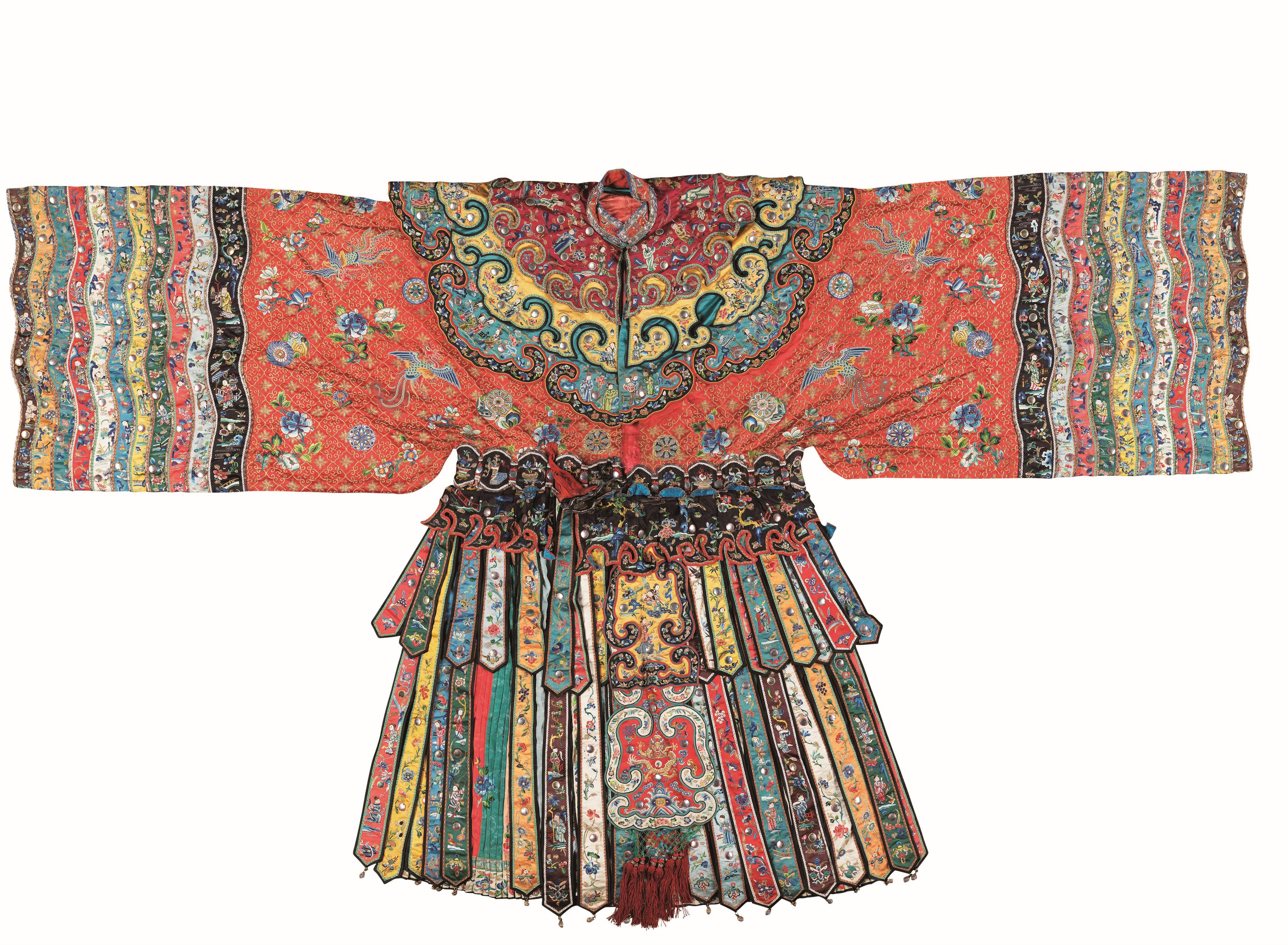 也称宫装,舞衣;京剧服装"见衣辨人"不同角色的人物穿戴十分严谨考究