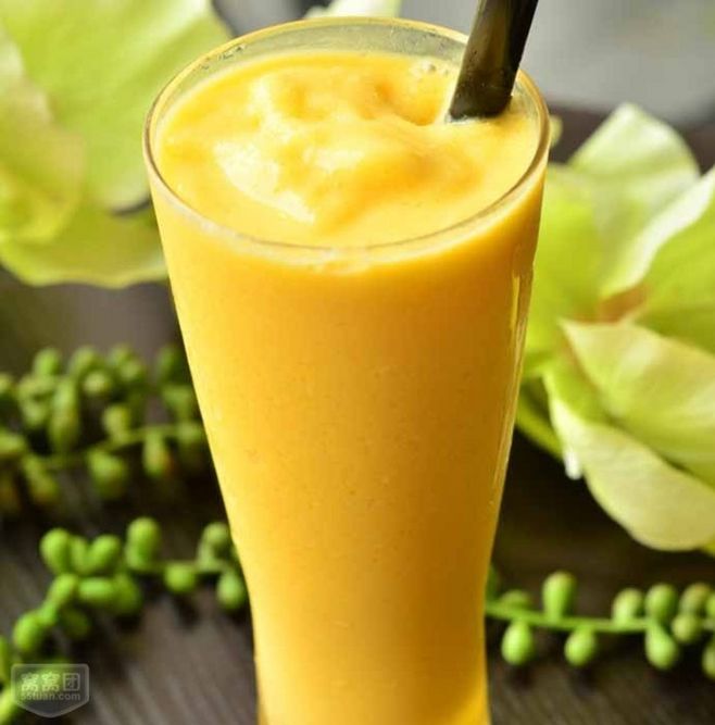 芒果香蕉奶昔