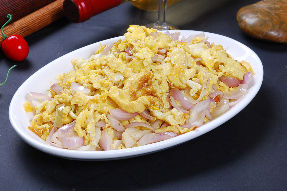  p data-id="gn8pvxb42h">毛葱炒蛋是一道由毛葱,鸡蛋等做成的美食.