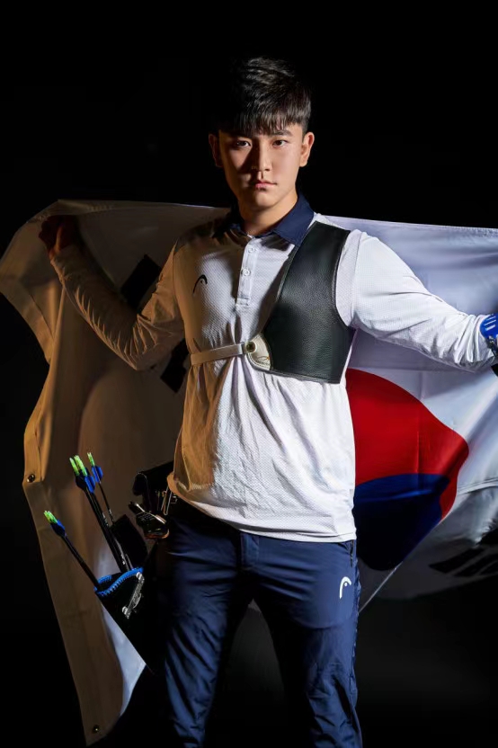  p data-id="sdz80sewy7la">金在德,韩国射箭运动员.