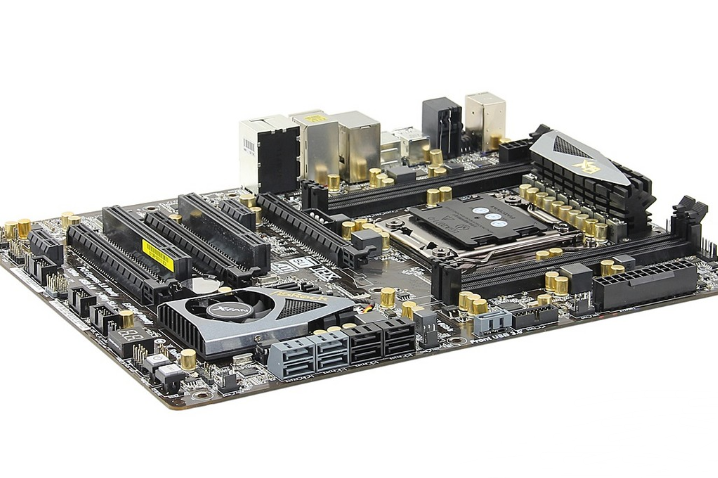  p>华擎x79 极限玩家 4-m是一款电脑主板,主芯片组为intel x79. /p>