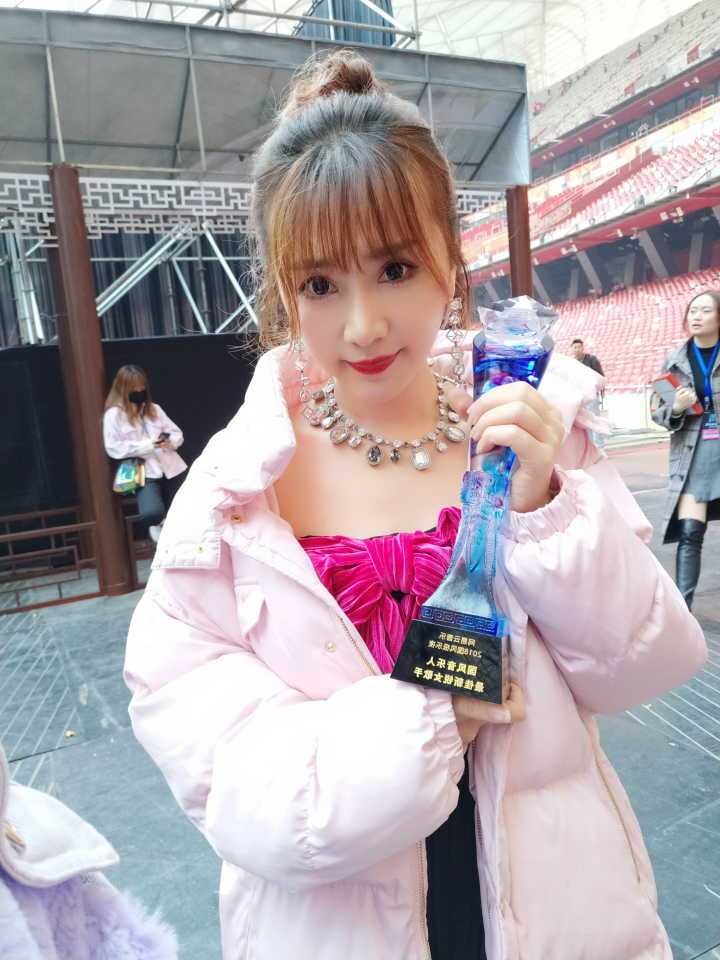  p data-id="gnbj2w72v2">肥皂菌,全称:肥皂菌丨珉珉的猫咪丨.