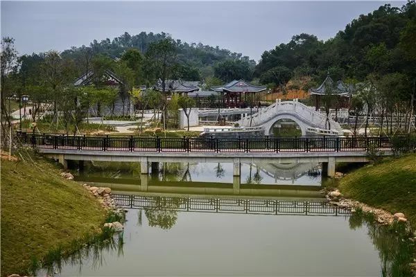 甘蔗县城樟山公园
