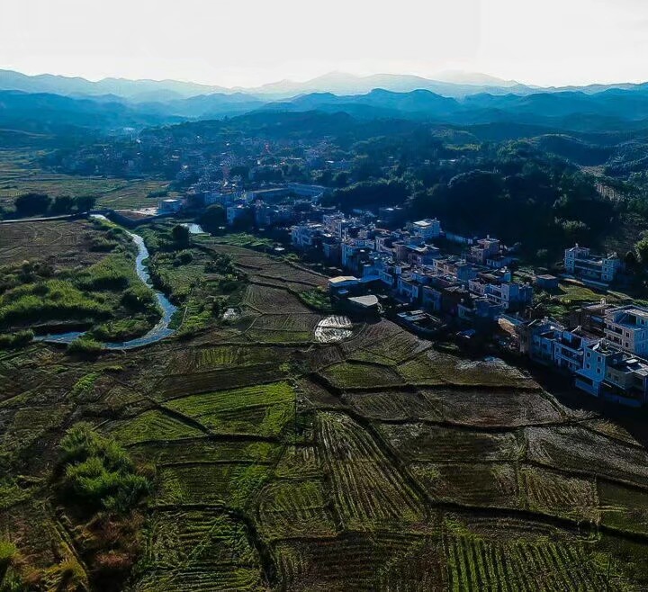 河源市紫金县苏区镇黄布村