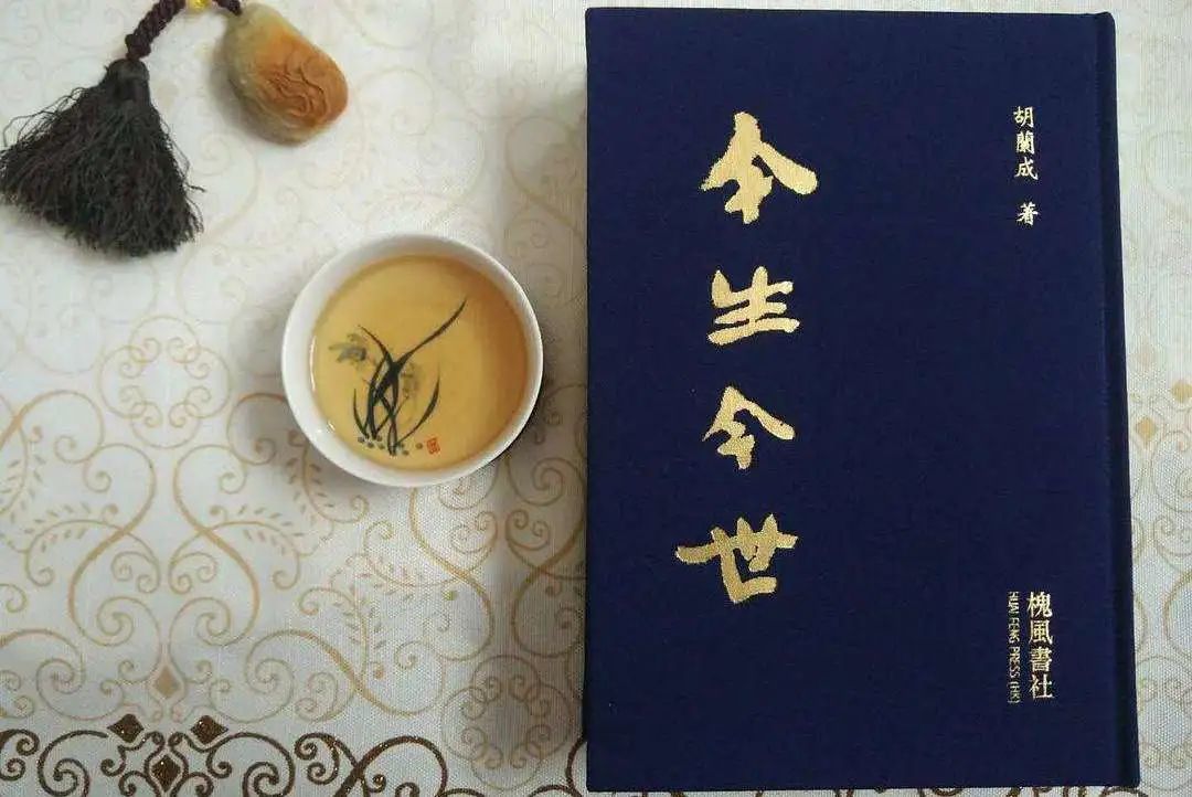 胡兰成看完这篇小说，就去设法认识张爱玲_百科TA说