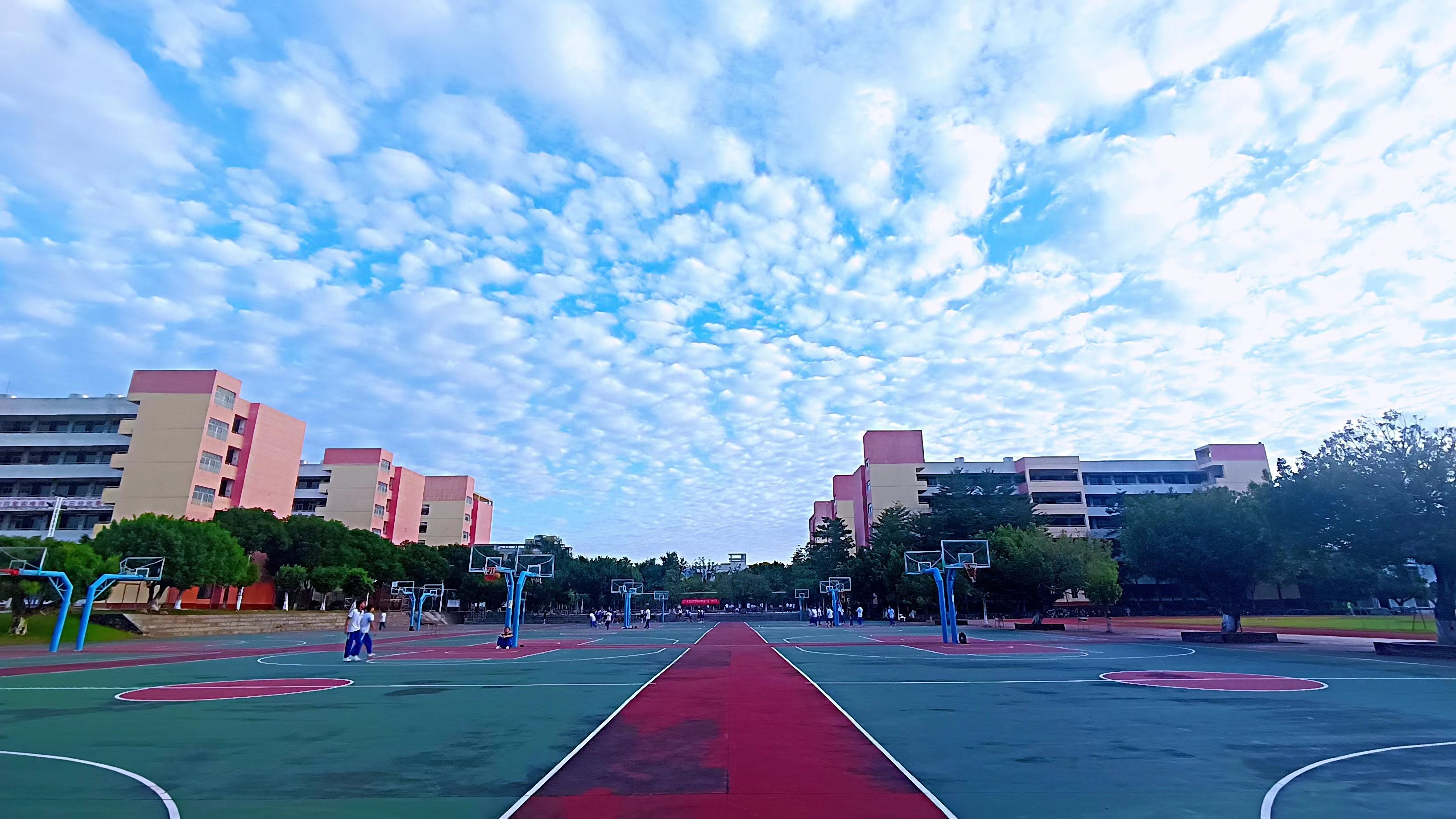 清远市华侨中学