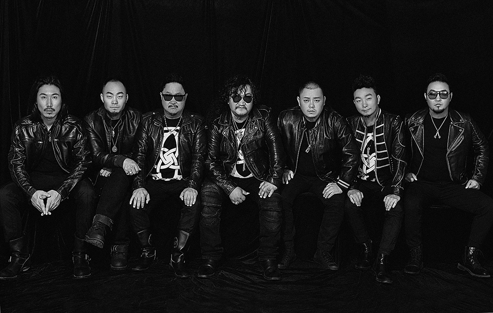  p>杭盖乐队,成立于2004年,由伊立奇,义拉拉塔,胡日查,蒙大,艾伦,钮鑫