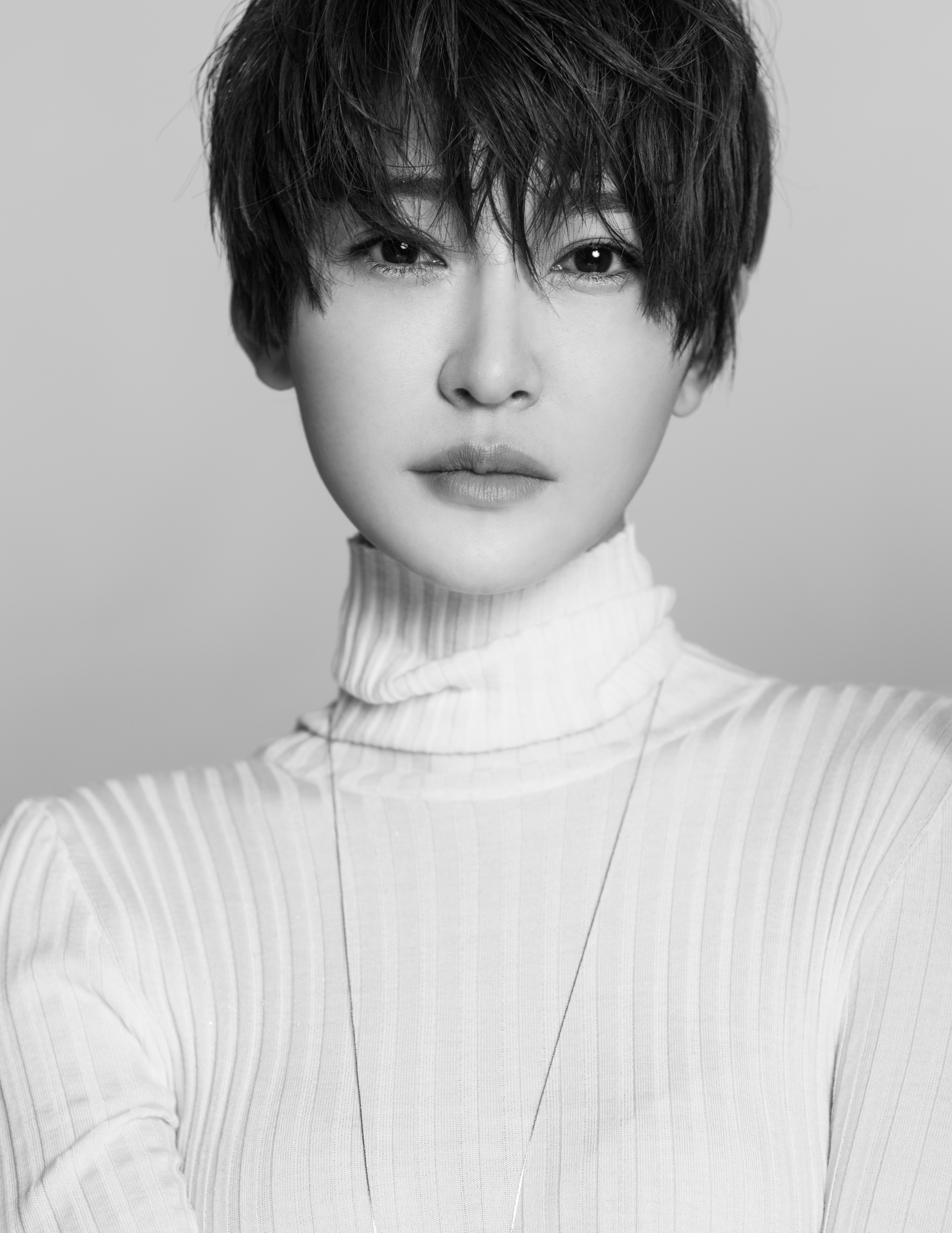 id="gnwttxuto4">董玥(yue),出生于山东省青岛市,中国内地戏剧女演 