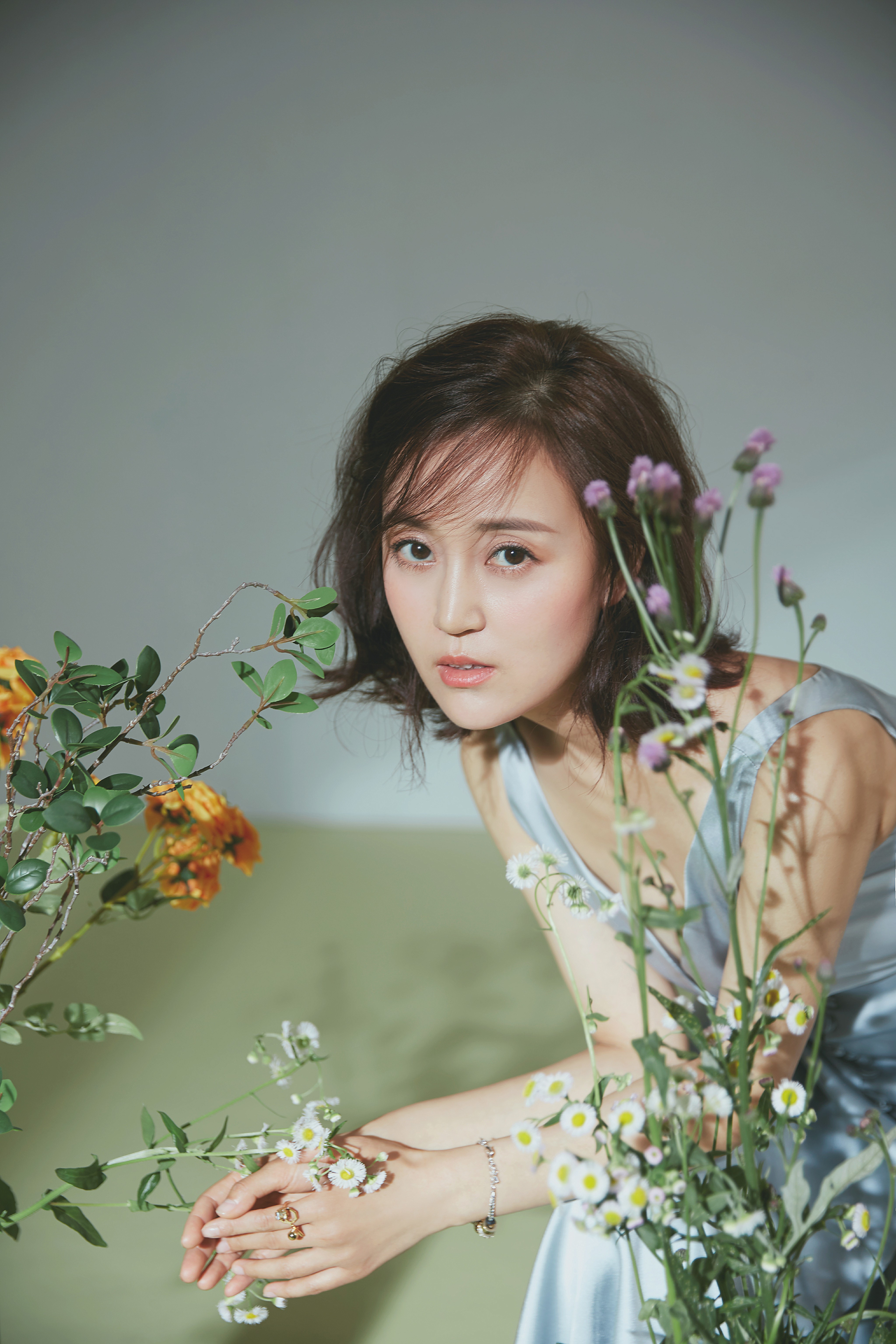  p>闫子墨(原名:闫婕),出生于陕西省,毕业于 a target="_blank" href=