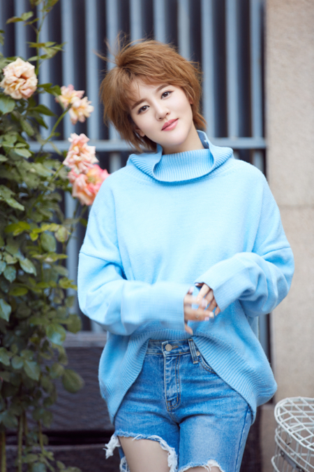  p>刘筱筱,1990年3月28日出生于江苏省徐州市,毕业于中央戏剧学院表演