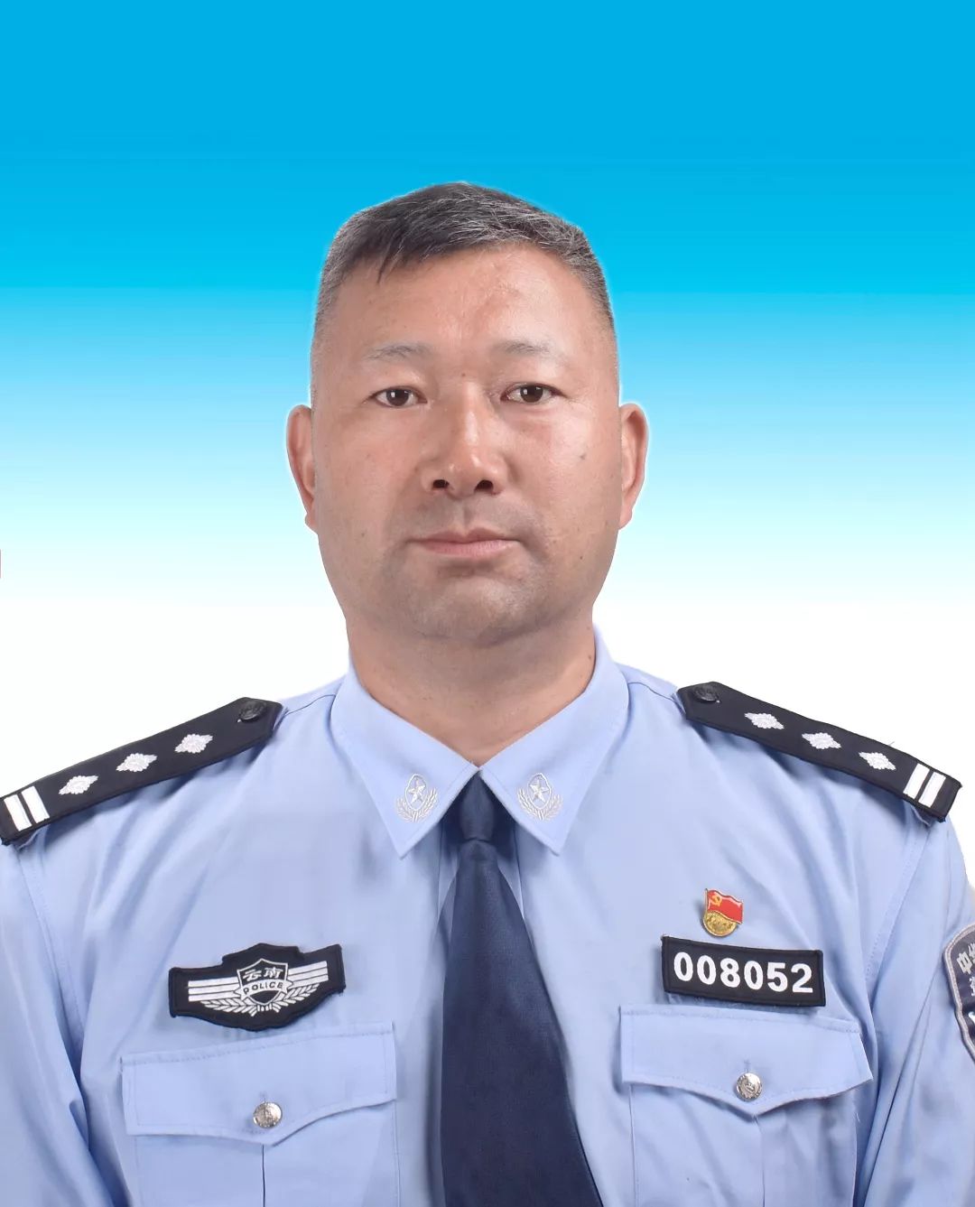  /p> p data-id="gn2sgwhj49">现任云南省丽江市公安局交警支队副队长