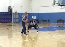  p>加农贝克是美国著名篮球训练师,很多nba, a target="_blank" href=