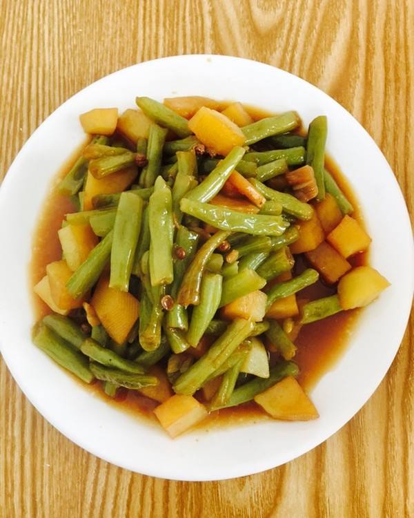 芸豆酱焖土豆