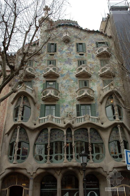  p data-id="gnwj4osbzl">安东尼奥·高迪(antonio gaudi,1852年6月25