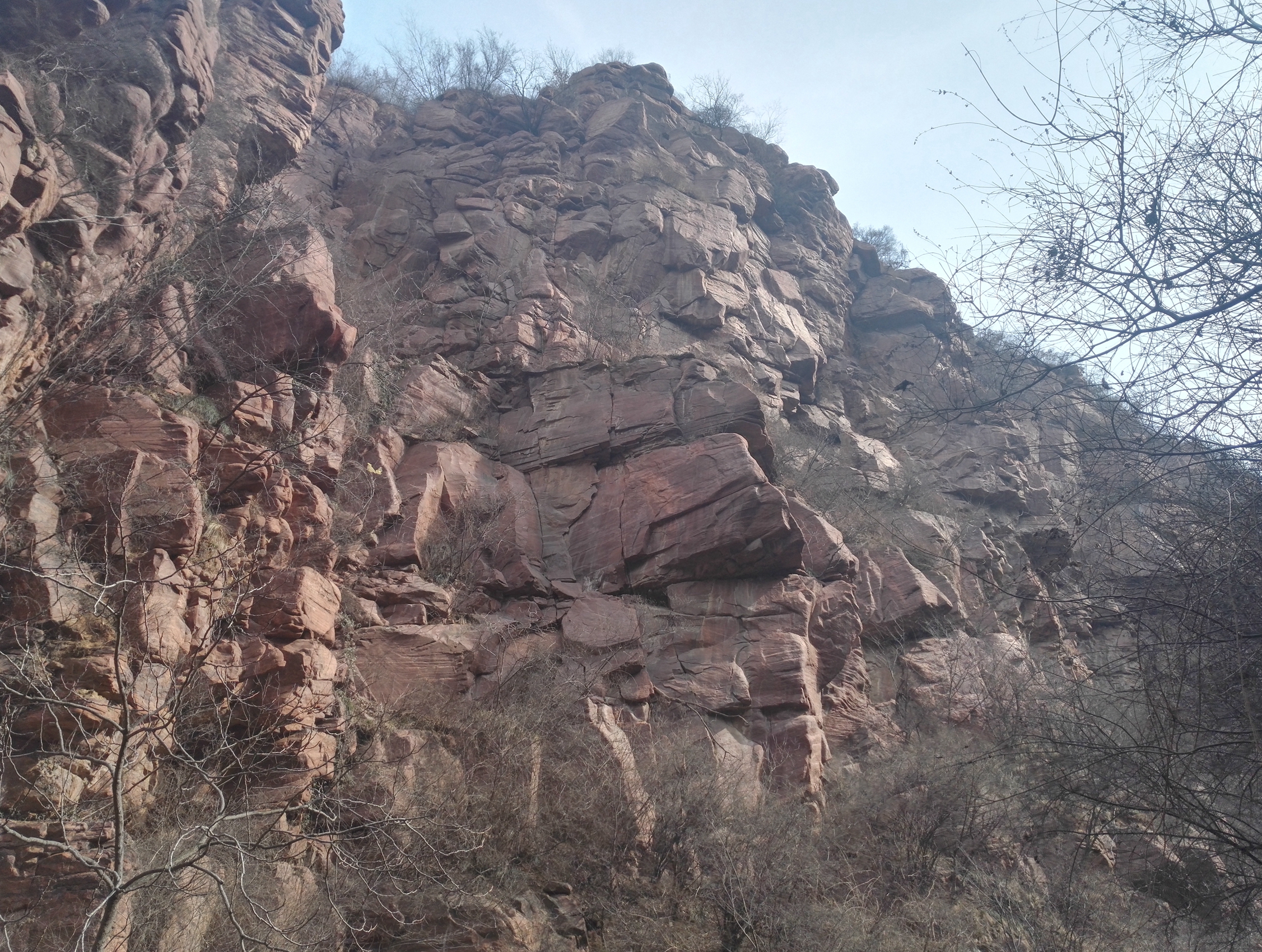  p>伏羲大峡谷位于河南省郑州新密市西北20公里的 a target="_blank"