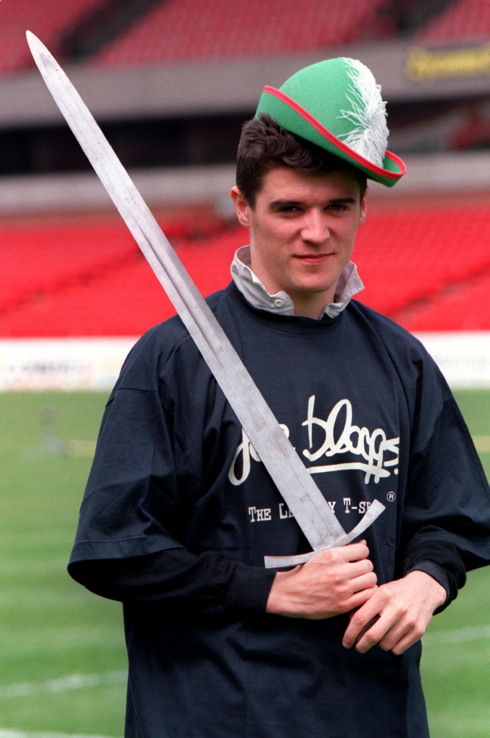  p>罗伊·基恩(roy keane),1971年8月10日出生在爱尔兰 a target="