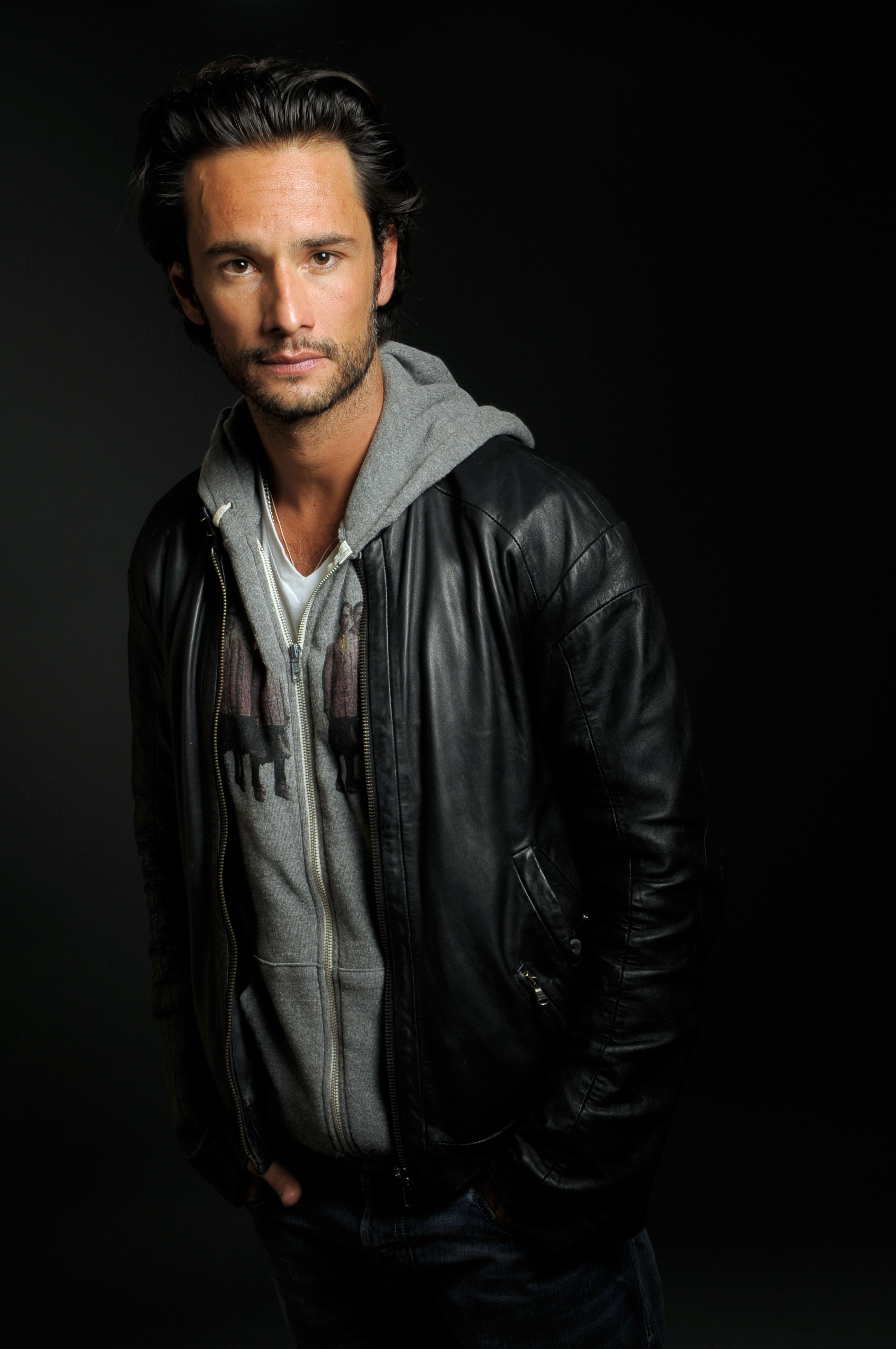  p>罗德里格·桑托罗(rodrigo santoro),1975年8月22日出生于巴西里约