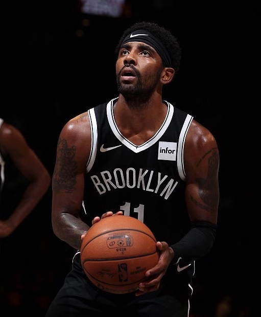  p>凯里·欧文(kyrie irving),1992年3月23日出生于 a target="_blank