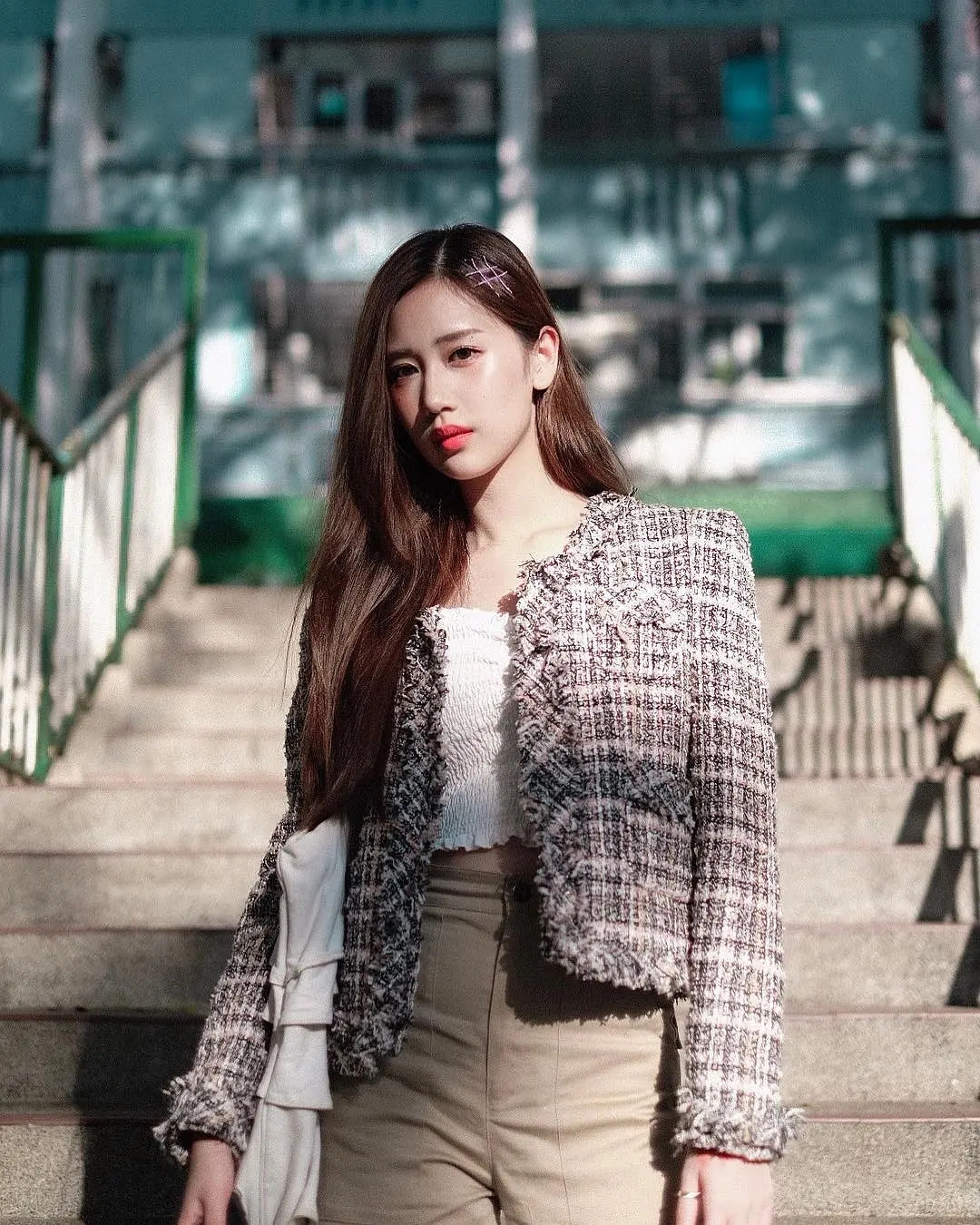 年6月19日出生于 a target="_blank" href="/item/泰国曼谷/9217398"