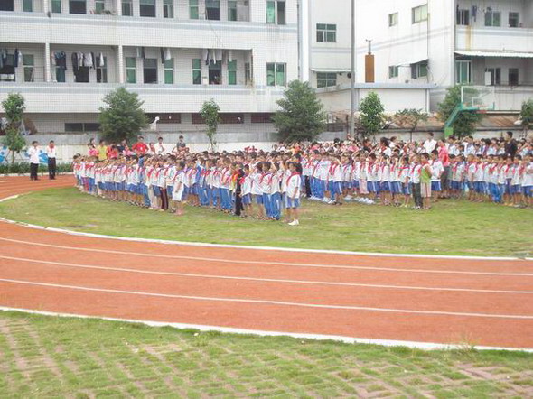 长安镇东安小学