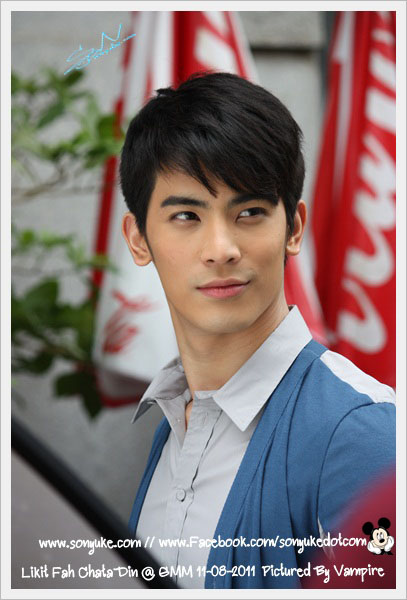  p>颂恩·宋帕山(son),1988年11月12日出生于泰国曼谷,泰国男演员