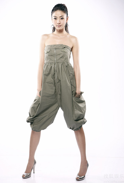  p>洪小铃(ling),1978年2月23日出生于台湾省台北市,中国台湾女演员