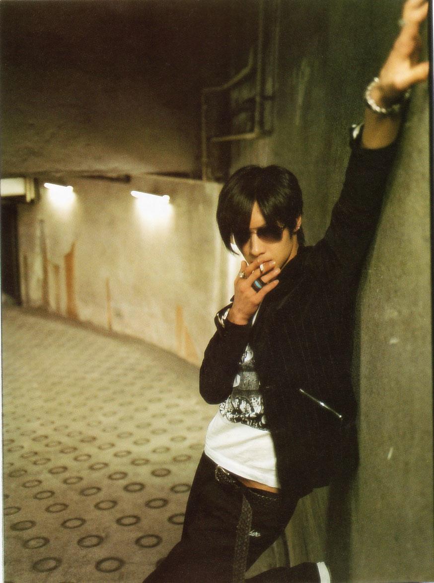 ld4n21">toshiya,原名:hara toshimasa,日本乐队dir en grey的贝司手