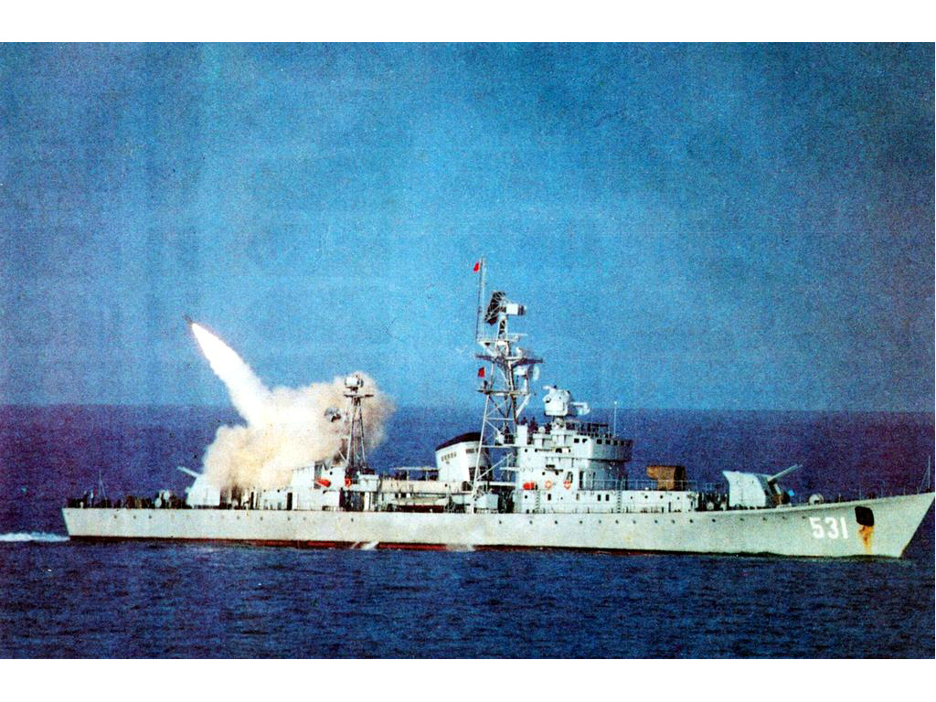  p>红旗-61防空导弹(英文:hq-61 anti-aircraft missile),是20世纪60