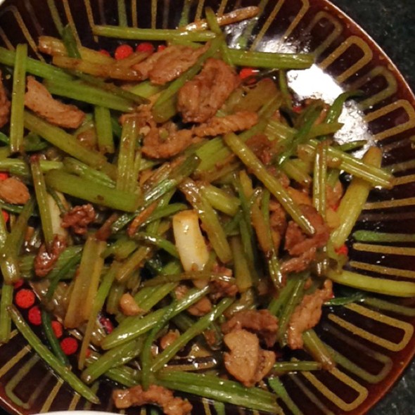 芹菜猪肉