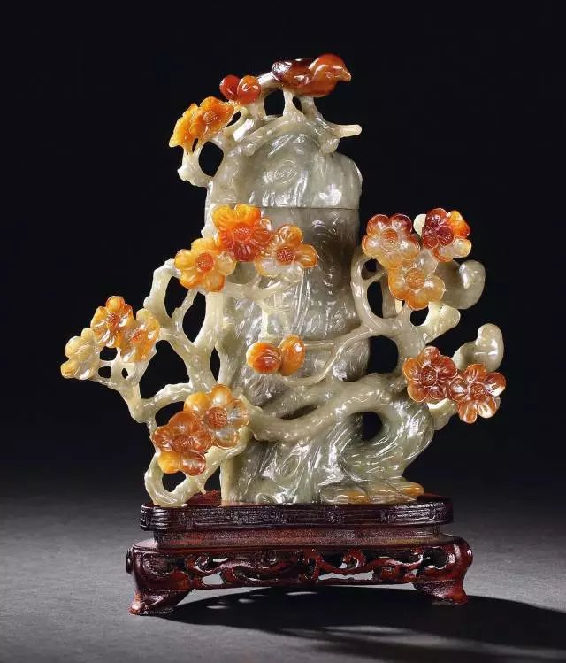 翡翠艺术：原汁原味与巧夺天工_百科TA说
