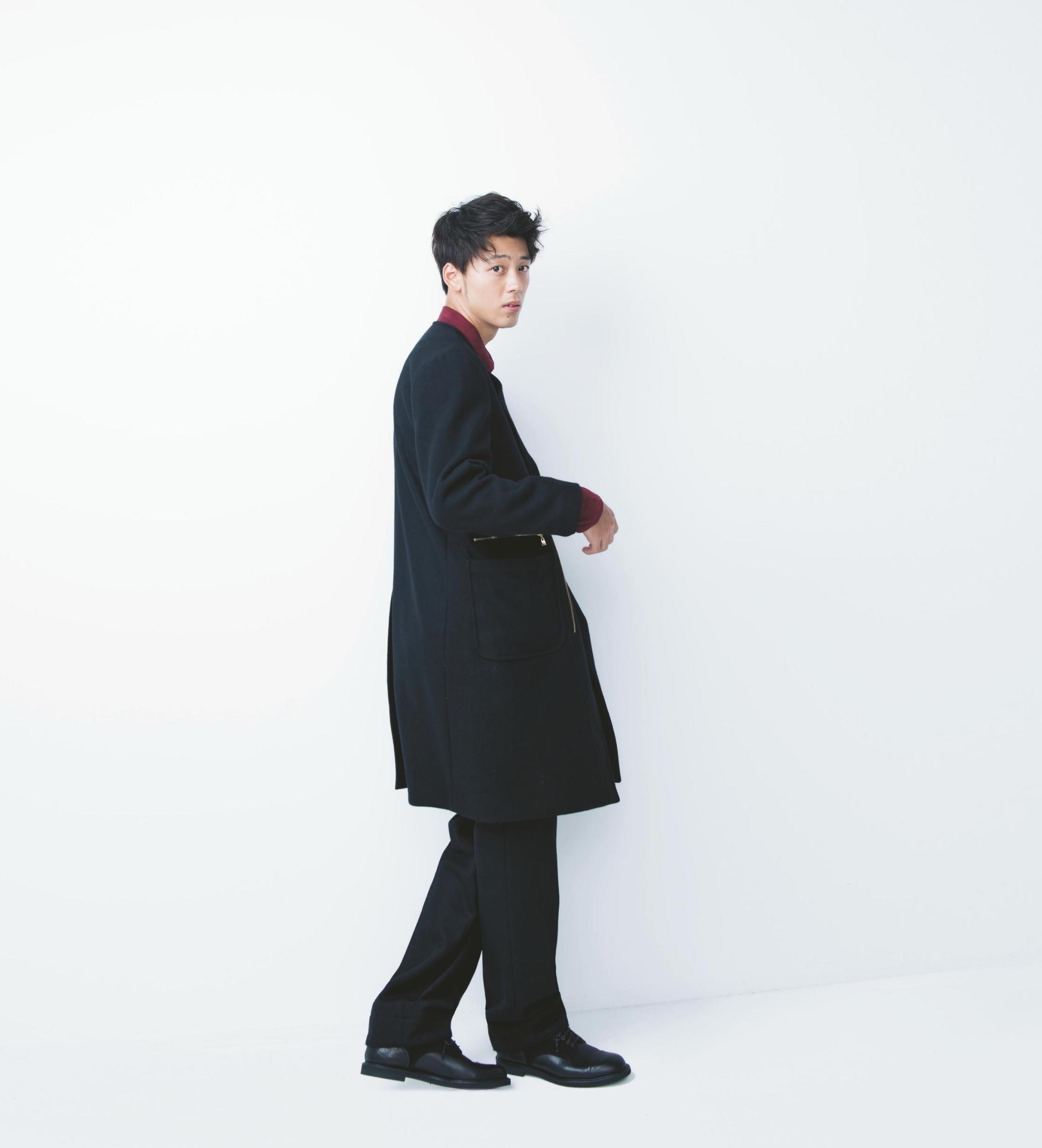 演员,模特,毕业于 a target="_blank" href="/item/立正大学/3434492"