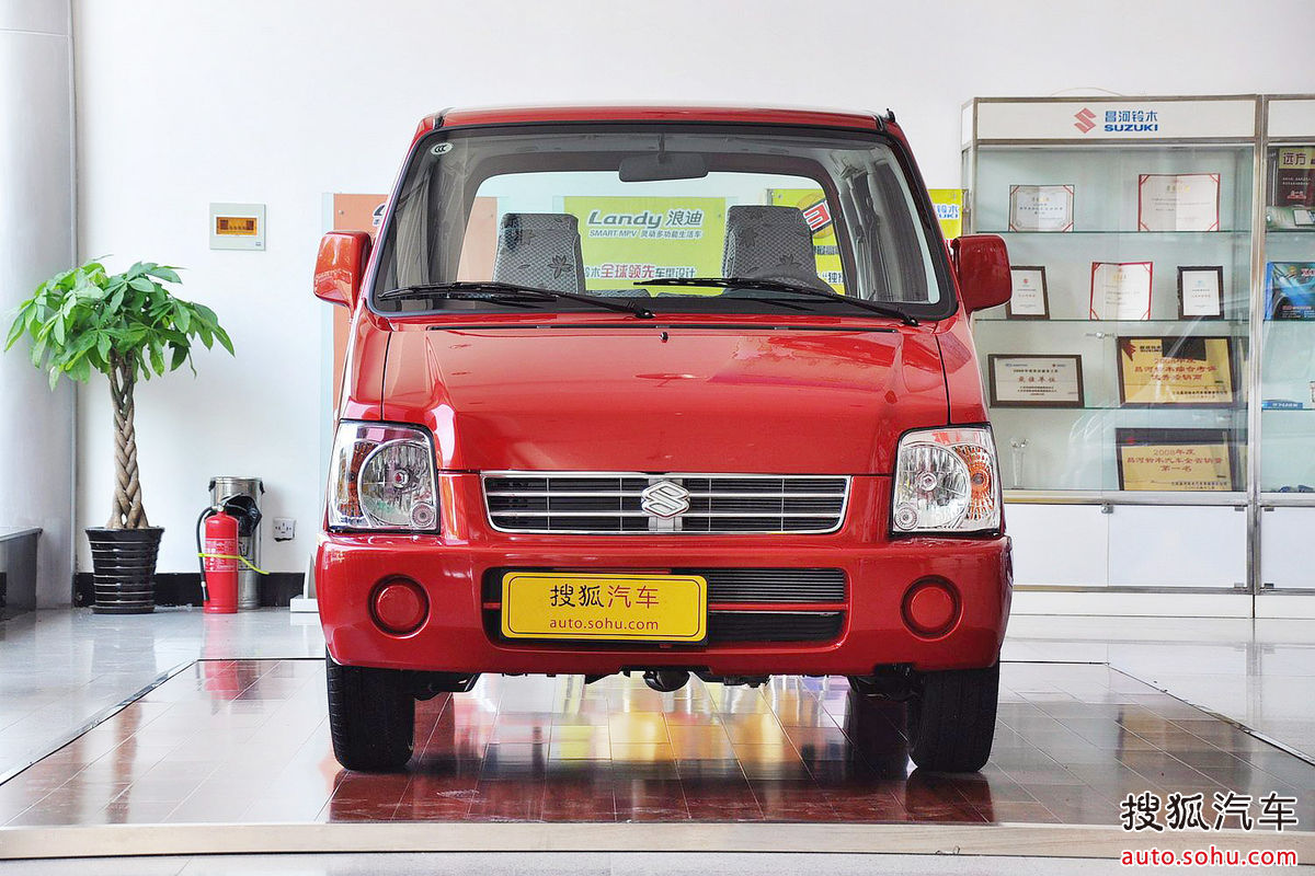  p>铃木北斗星是日本铃木公司推出的汽车品牌. /p>