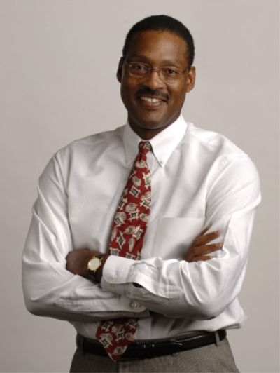  p>朱尼奥·布里奇曼(junior bridgeman),1953年9月17日出生于美国 a