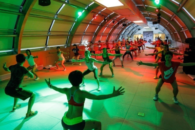  p>北京汉光百货于1999年开业,地处交通便捷的 a target="_blank"