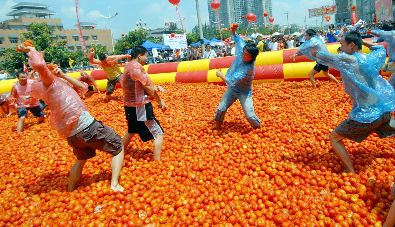 la tomatina