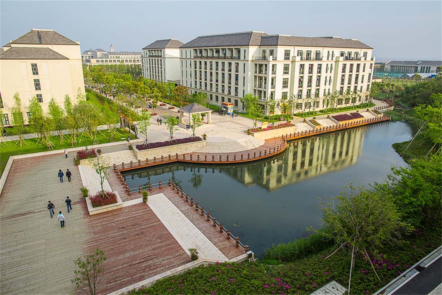  p>浙江海洋大学(zhejiang ocean university),简称"浙海大",位于 a