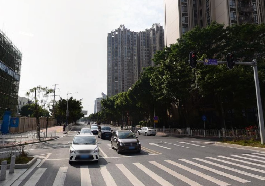 条市政道路,位于 a target="_blank" href="/item/珠江新城/1888260"