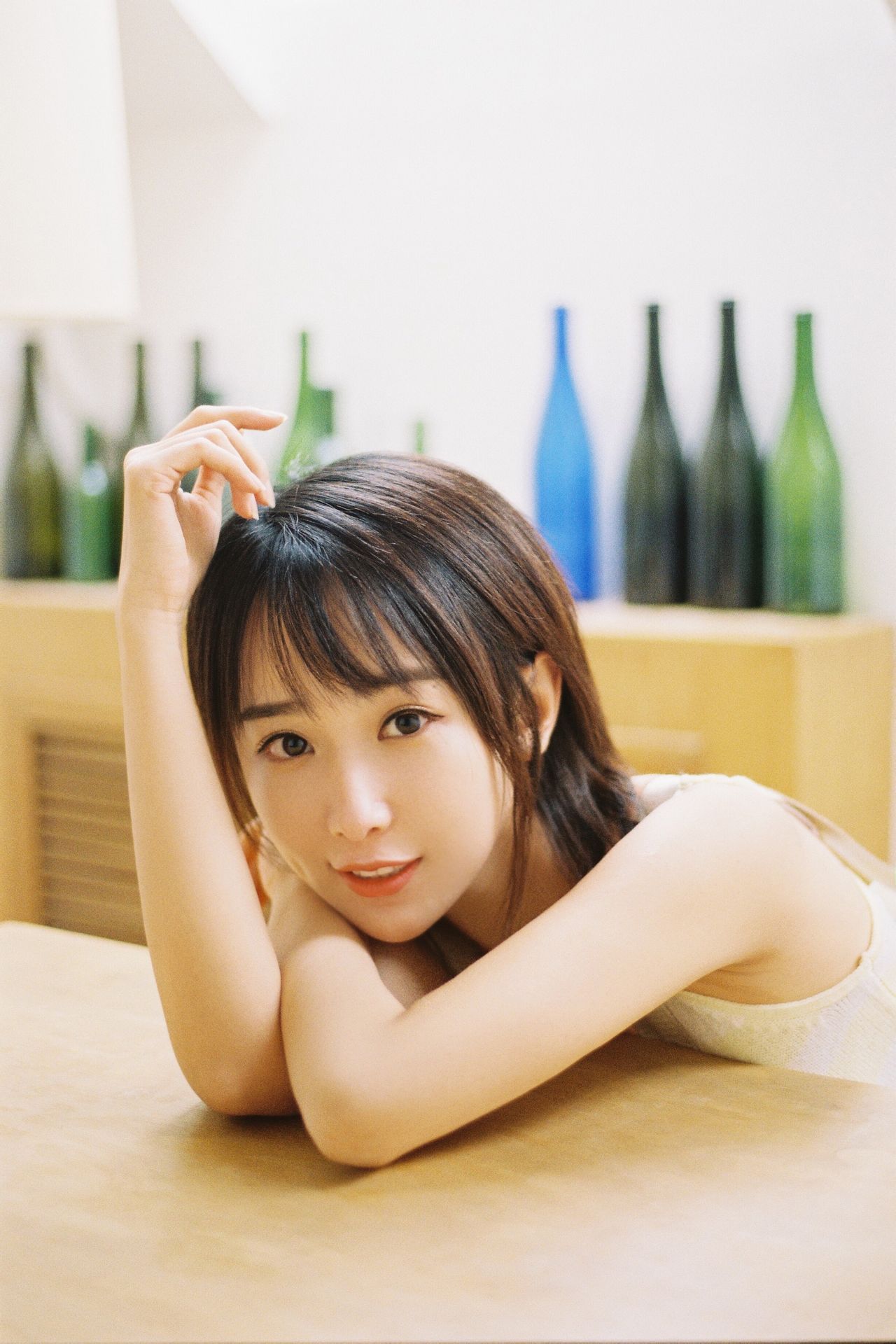  p>秦艺嘉,6月8日出生于北京市,中国内地女演员,毕业于 a target="