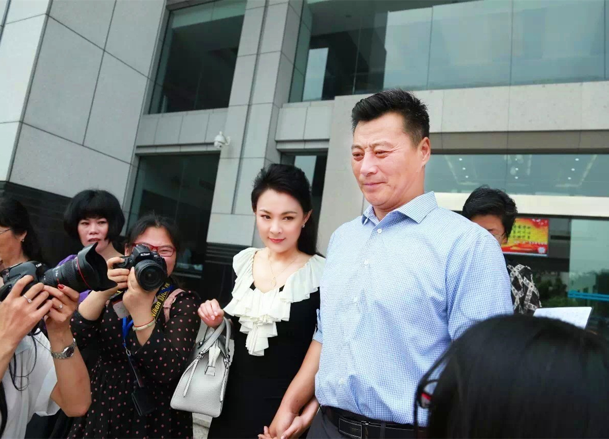 uz">张晶晶,出生于吉林省通化市,毕业于北京电影学院,中国内地女演员