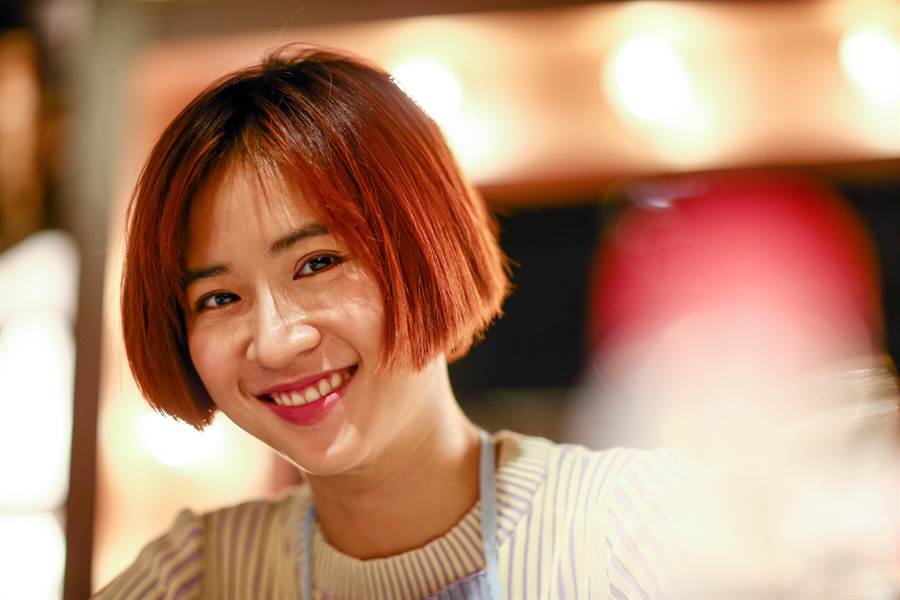  /p> p>2016年,为歌手 a target="_blank" href="/item/leo王