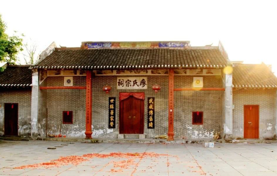  p data-id="si6ckgufjdzh">临贺故城,位于贺州市八步区贺街镇的贺江