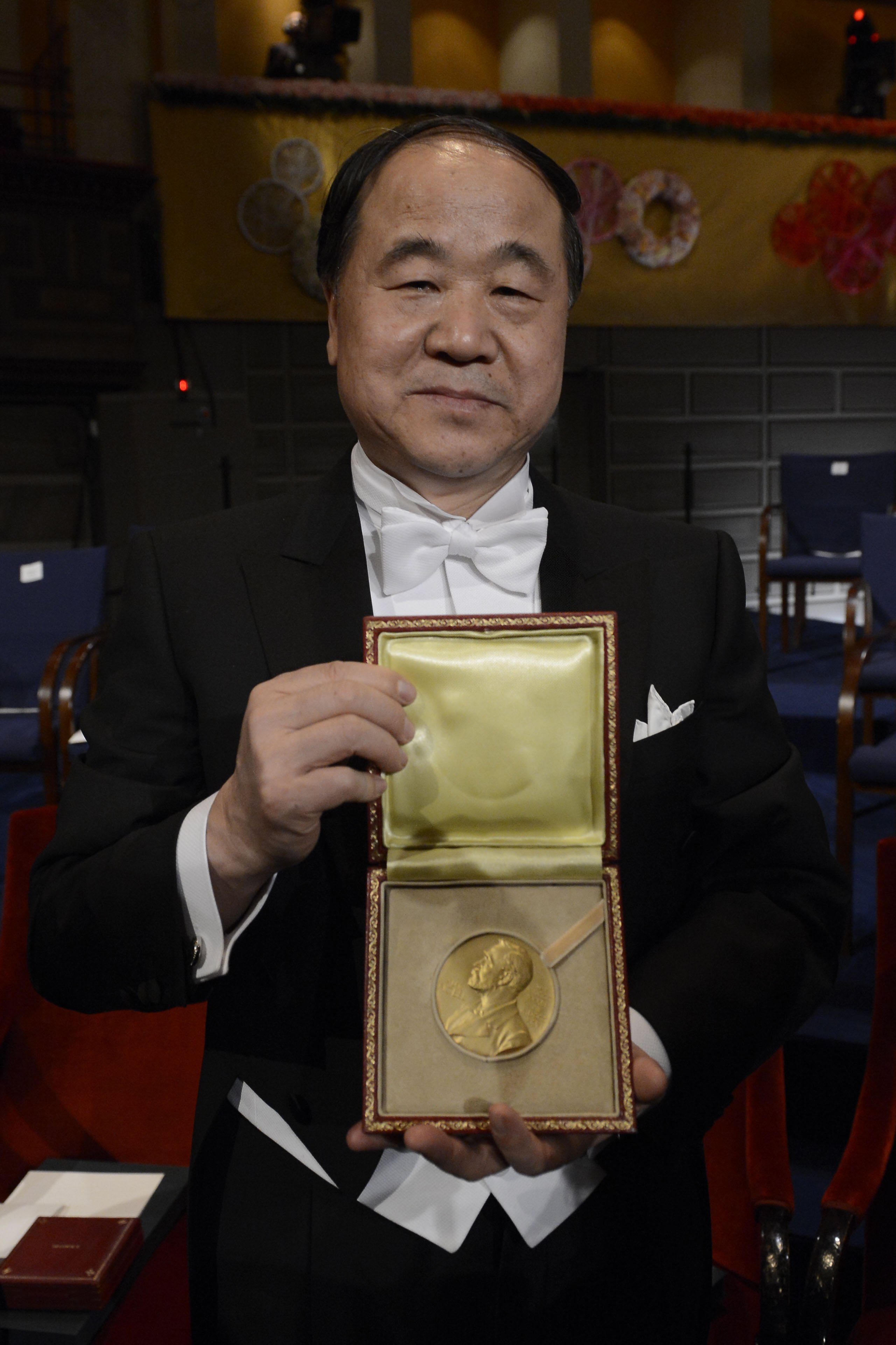 中国第一位诺贝尔文学奖得主