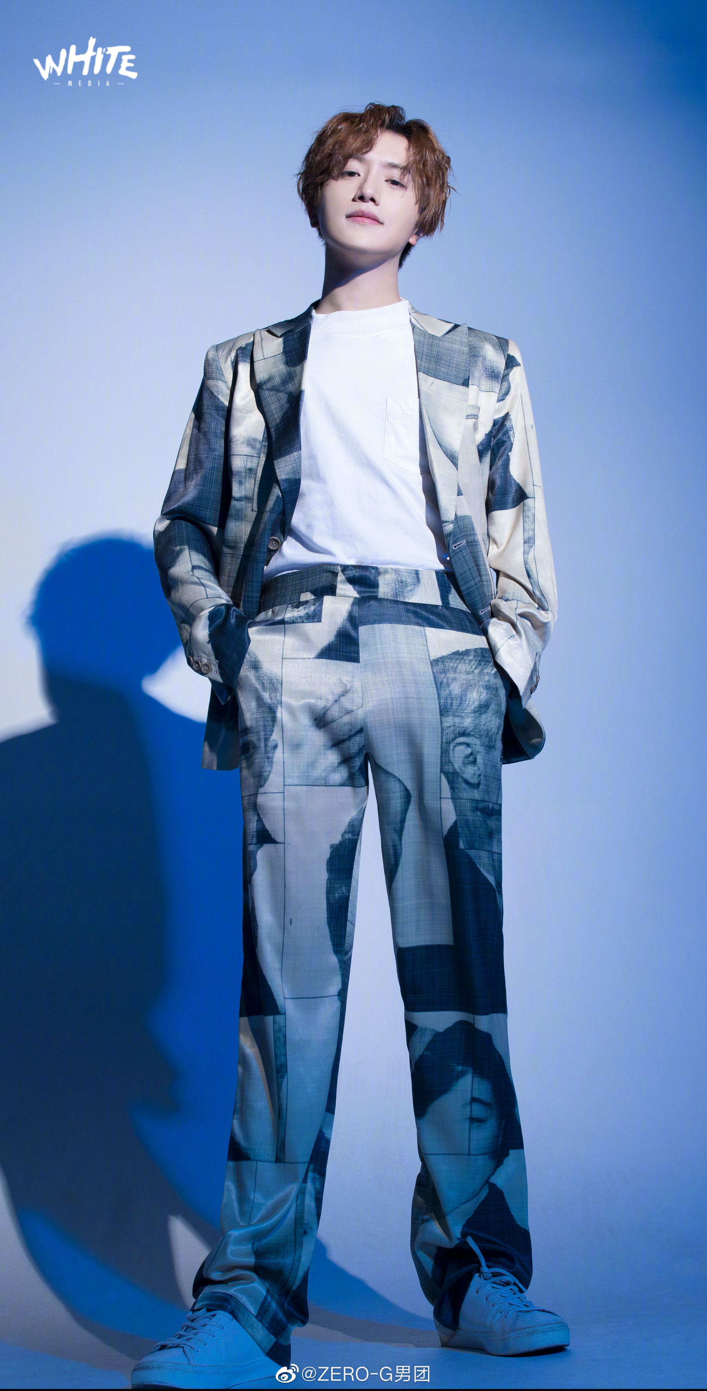  p data-id="gnbrxt40bd">伯远,本名汤浩,1993年2月11日出生于贵州省