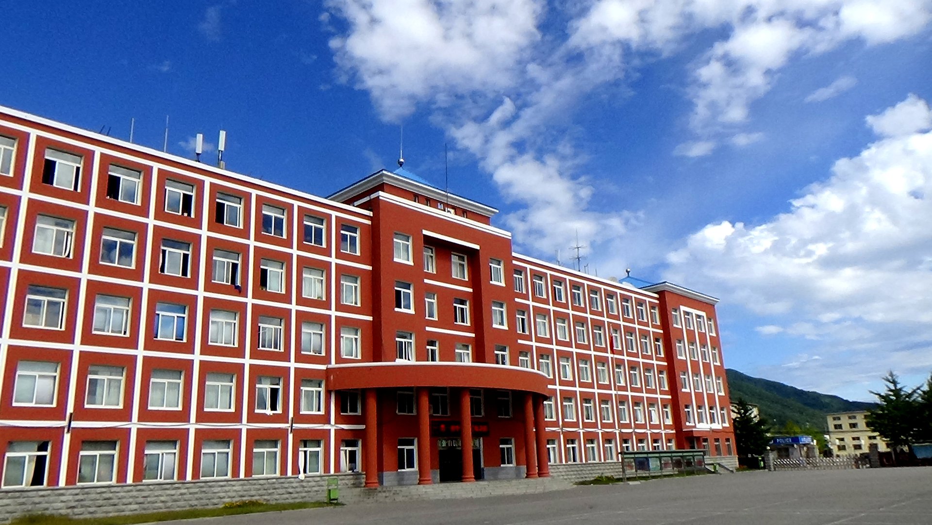 宽甸满族自治县第一初级中学